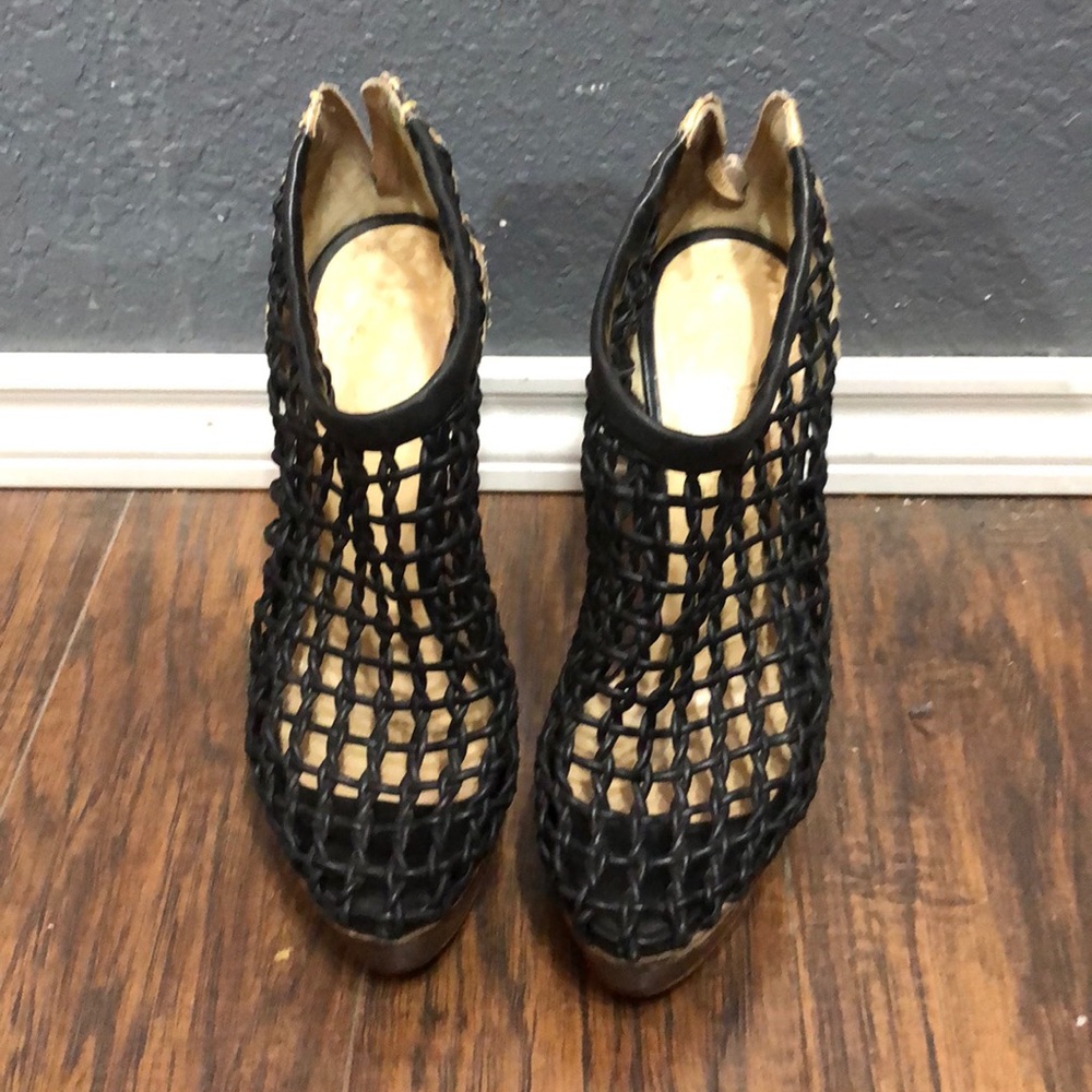 Christian Loubotins 100% Authentic